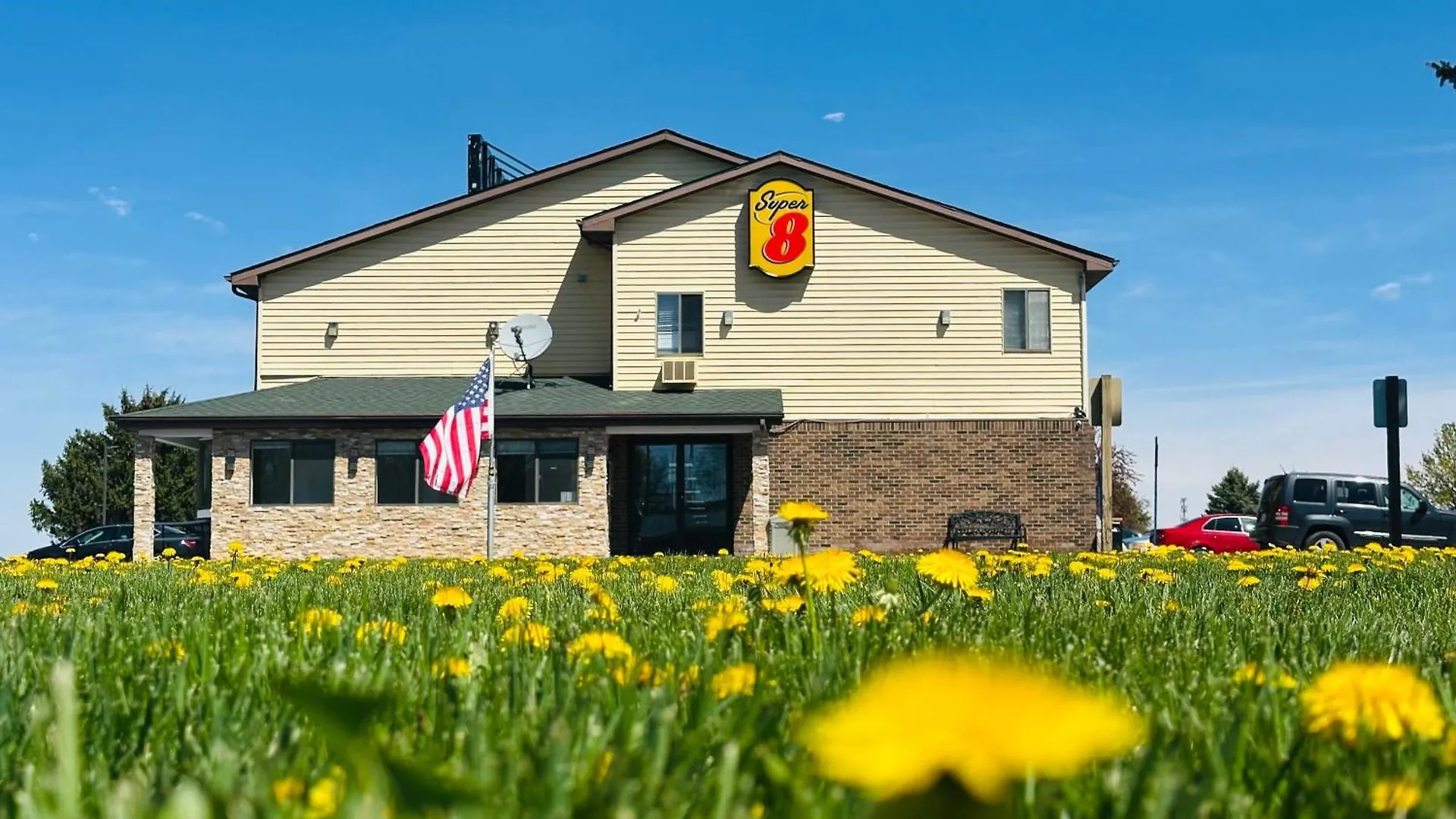 12 Budget Hotels in Detroit Metro Area Worth Booking